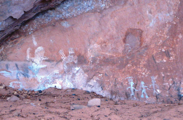 Zoe Michaels Corner Pictographs From Indian Canyon Earth In